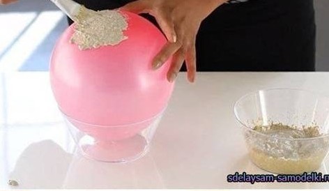 35990-Diy-Vase-Of-Glue