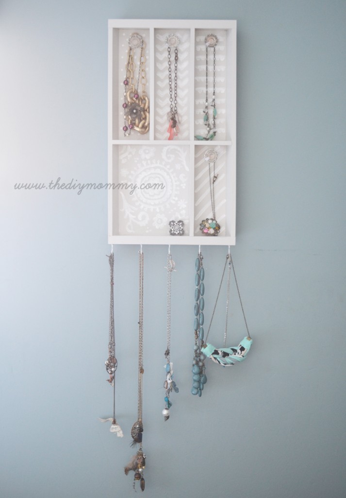 DIY-Jewelry-Holder-from-Cutlery-Tray-by-The-DIY-Mommy-6