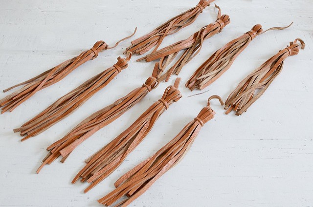 These DIY Leather Tassles Get Attached To Her Fave Accessory! So Cool ...