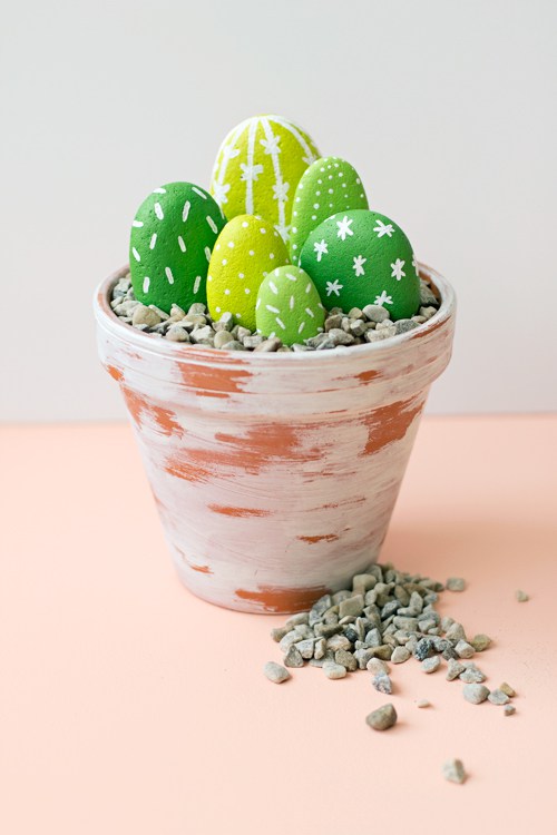 painted-rock-cacti-03