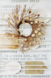 wood-slice-wreath-670x1024